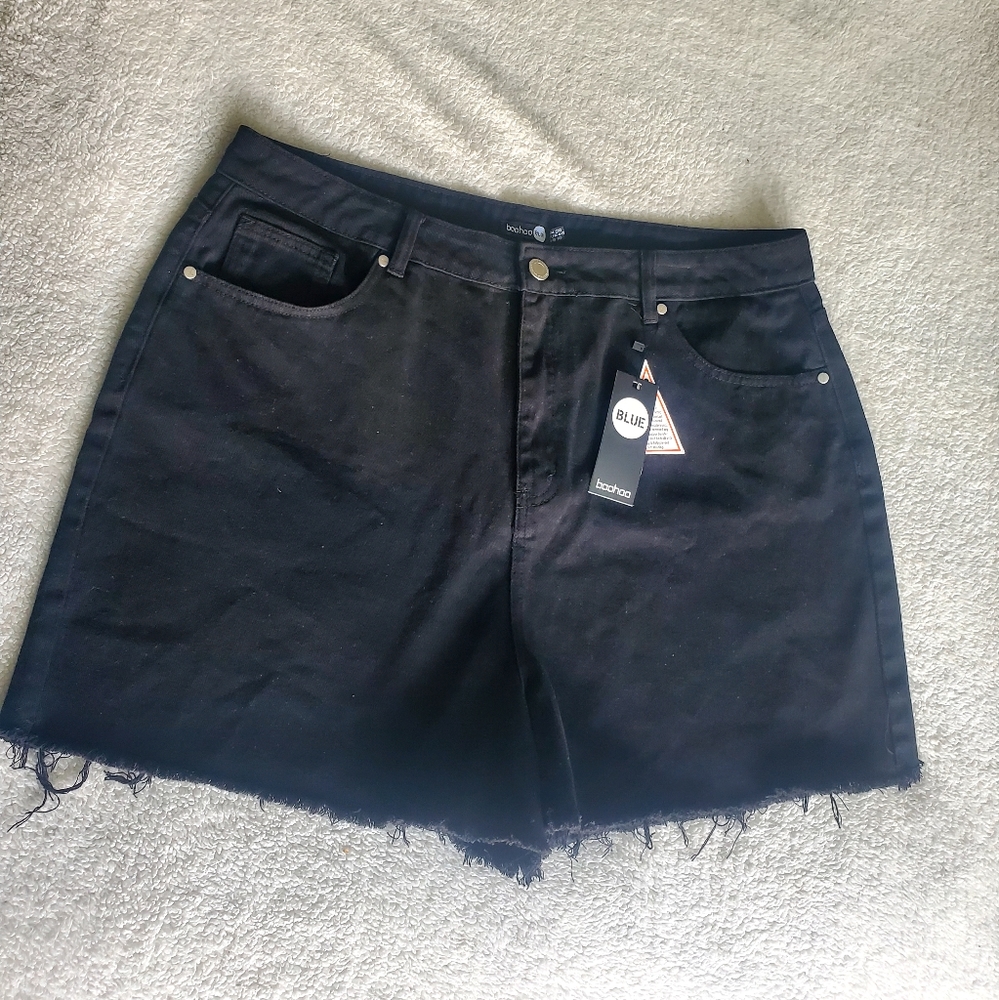 NWT Boohoo Blue Black Denim Shorts Size 16 Distressed Hem Streetwear